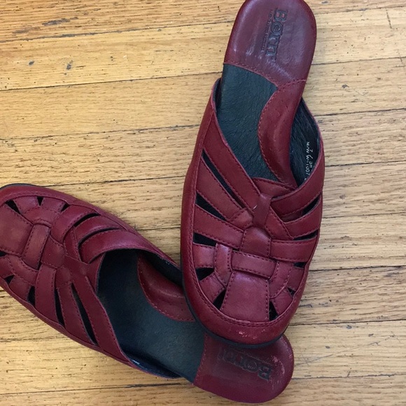 Born Burgundy Leather Slides - Picture 3 of 3